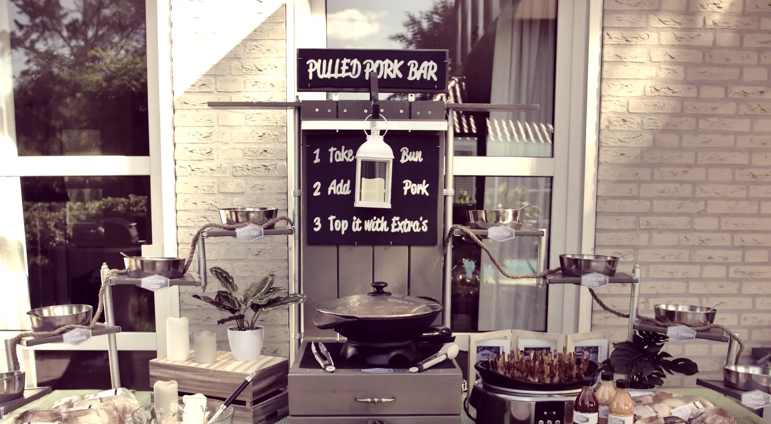 Pulled Pork Bar